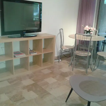 Appartement Centre-ville Avec Garage Et Loggia *